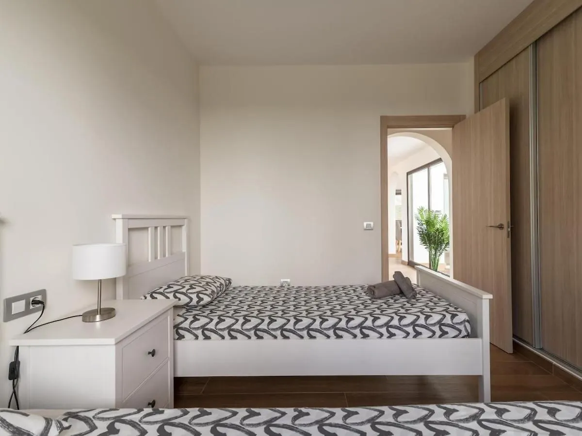 Lightbooking Pueblo Majorero Piscina Climatizada Jove 10 Caleta De Fuste 0*,